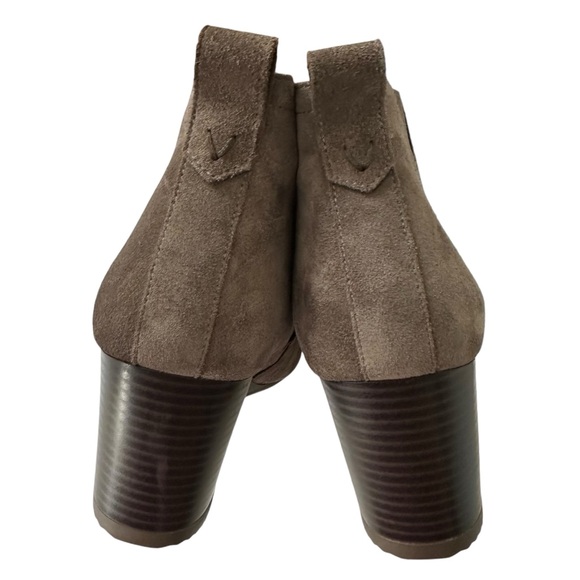 Vionic Paloma Suede Weather Resistant Wedge Greige Boot Size 9 - Picture 8 of 15